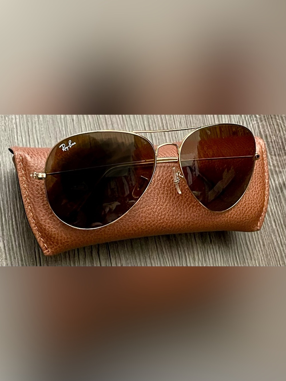 🤠 Ray-Ban Women's Gold Frame Aviator Sunglasses 🤠